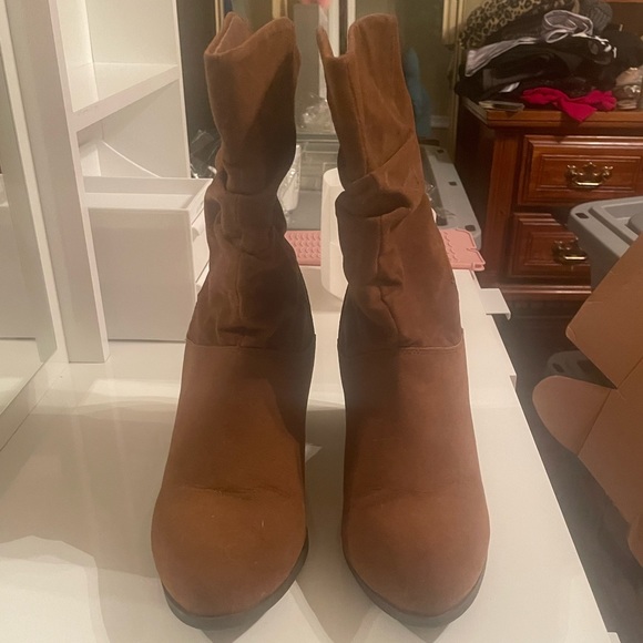 Ladies size 9M Rampage boots - Picture 4 of 9